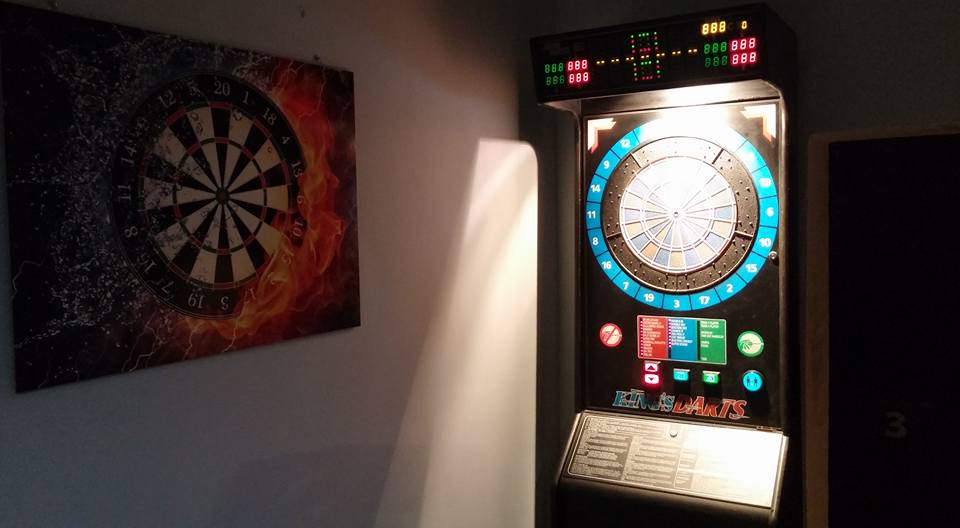 start-v-edycji-trojkatowej-ligi-darta